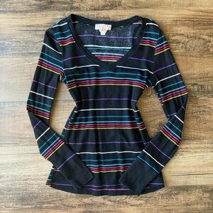 Striped V Neck Longsleeve Shirt
